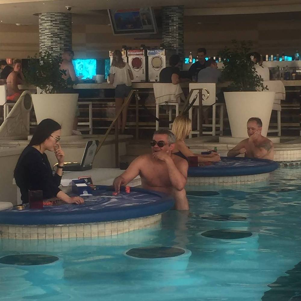 Meet your Posher, Demetris